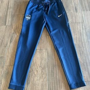 New Nike UCONN Huskies Thermaflex Showtime Basketball Pants Women's M